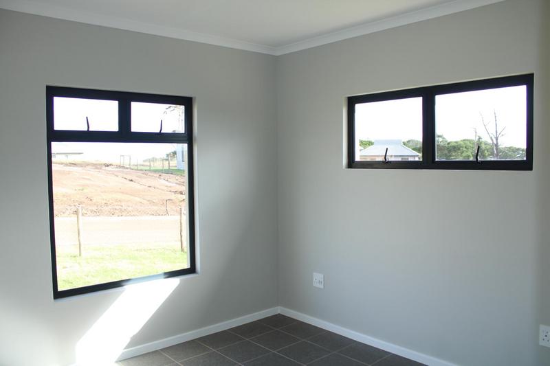 2 Bedroom Property for Sale in Kidds Beach Eastern Cape
